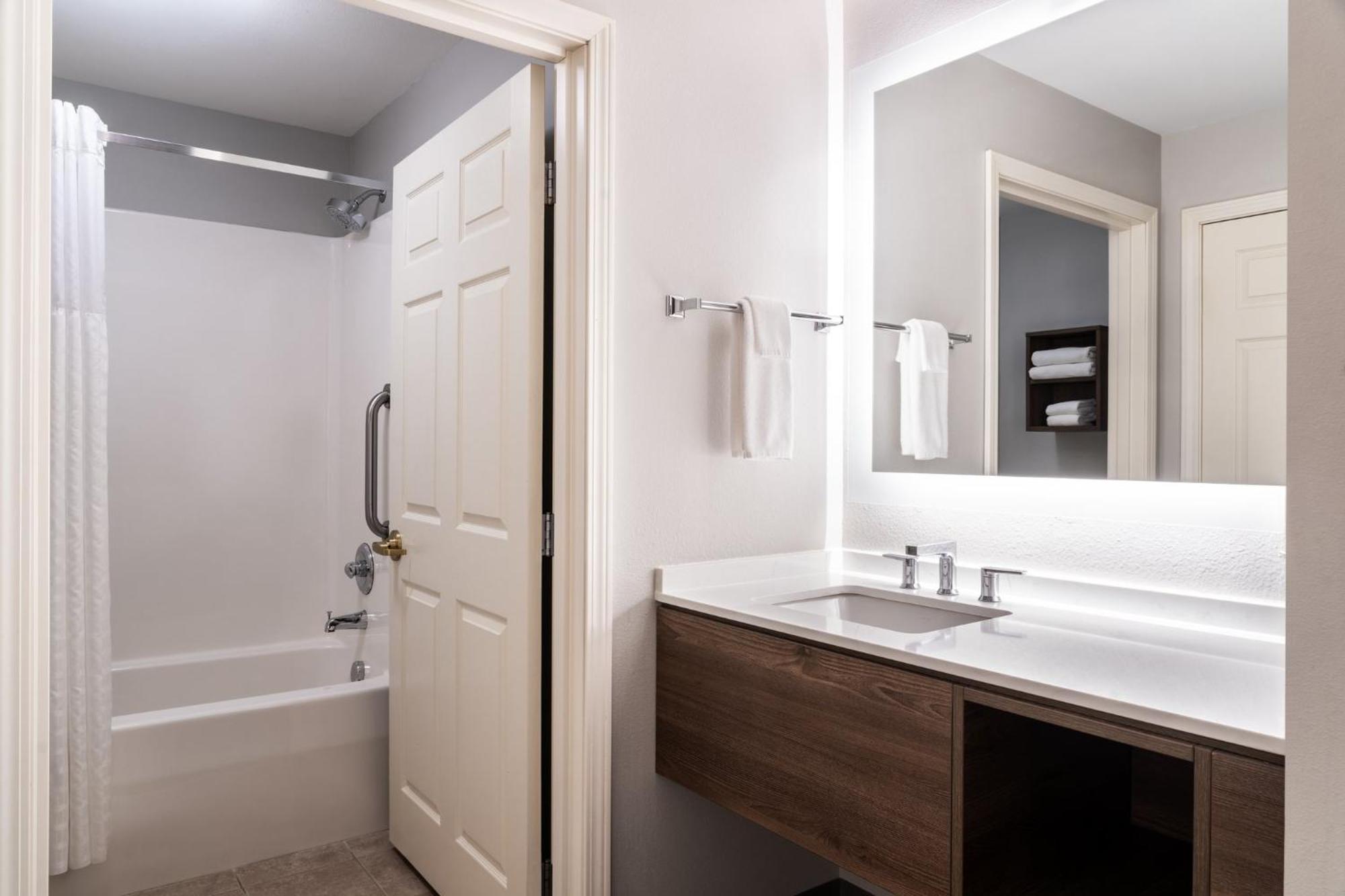 Staybridge Suites Akron-Stow-Cuyahoga Falls By Ihg Eksteriør billede